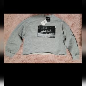 Gray Graphic Sweatshirt